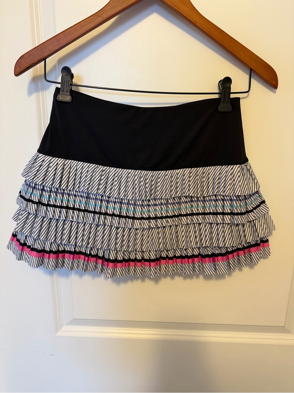 Lucky in Love Womens XS skort. Tennis, pickleball, golf.